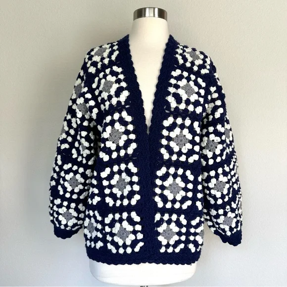 Granny Square Vintage Crocheted Cardigan Balloon Sleeves S-L - Picture 9 of 10